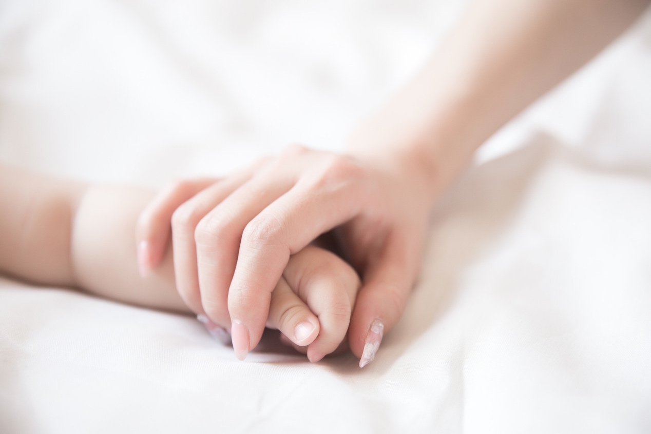 小孩有偷摸的习惯怎么教育,用手摸对宝宝有什么影响