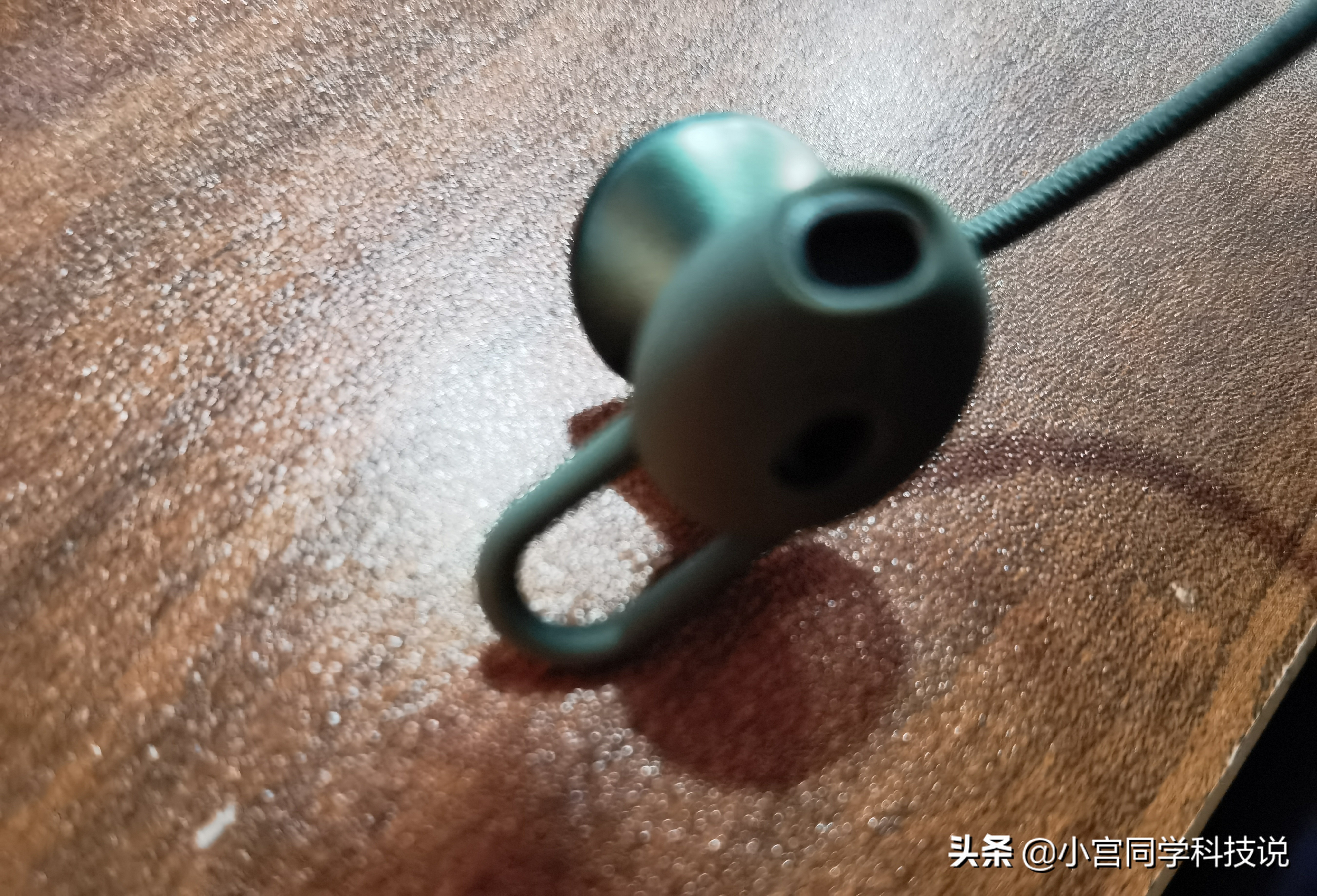 honorxsportpro耳机详细充电教程,honorxsportpro连接vivo手机