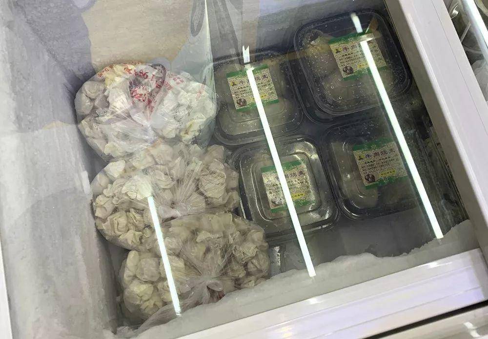 廉价外卖背后肮脏内幕,餐饮价格高得离谱疑不法交易