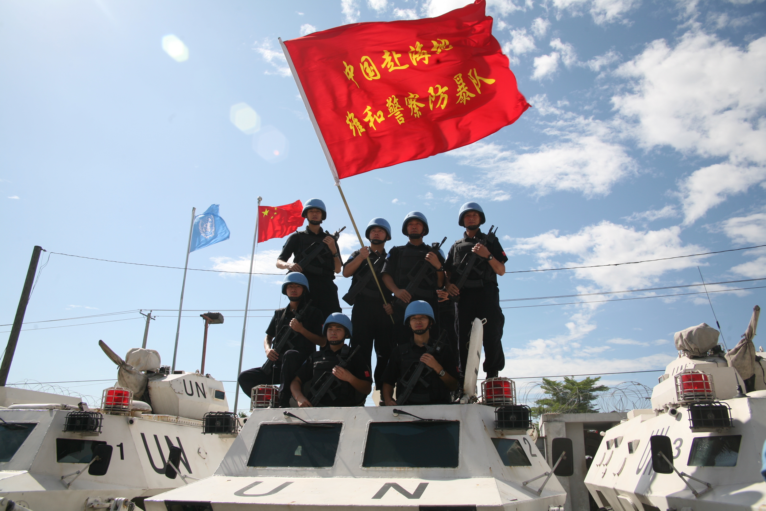 “战狼”团队张翔,联合国维和警察,勋章与荣誉交相辉映