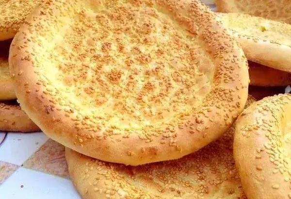 全新疆最好吃的烤全羊,阿塞拜疆烤全羊美食