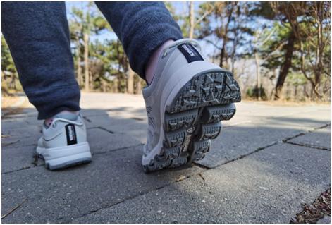 诺诗兰轻便跑步鞋,诺诗兰sky跑鞋评测