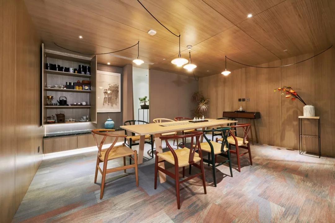 马云谈挖阿里巴巴的人,马云为阿里巴巴做出的付出