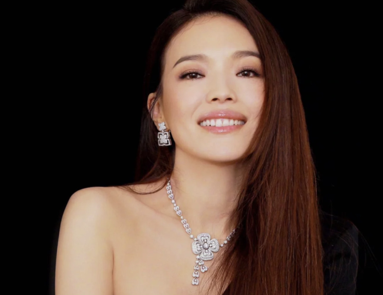 适合方脸的发型教程贵气有气质,短方脸的女生怎么矫正