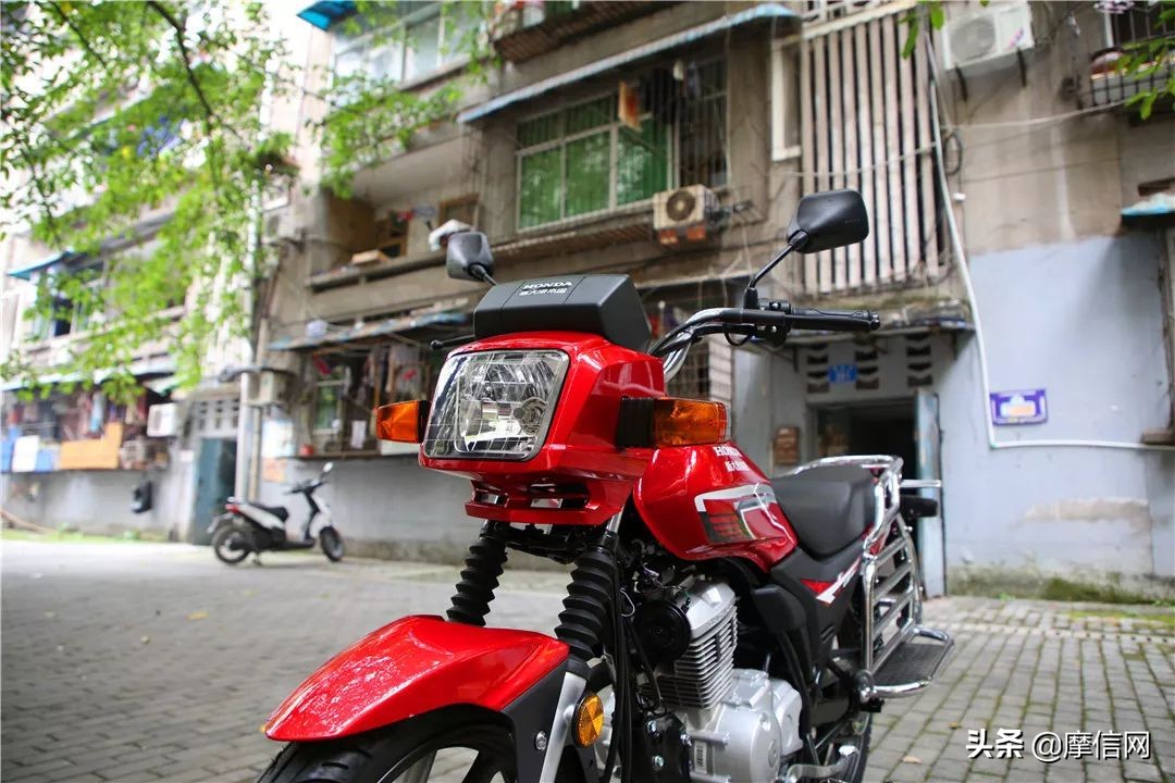 新大洲本田战飚评测,新大洲本田战龙试驾