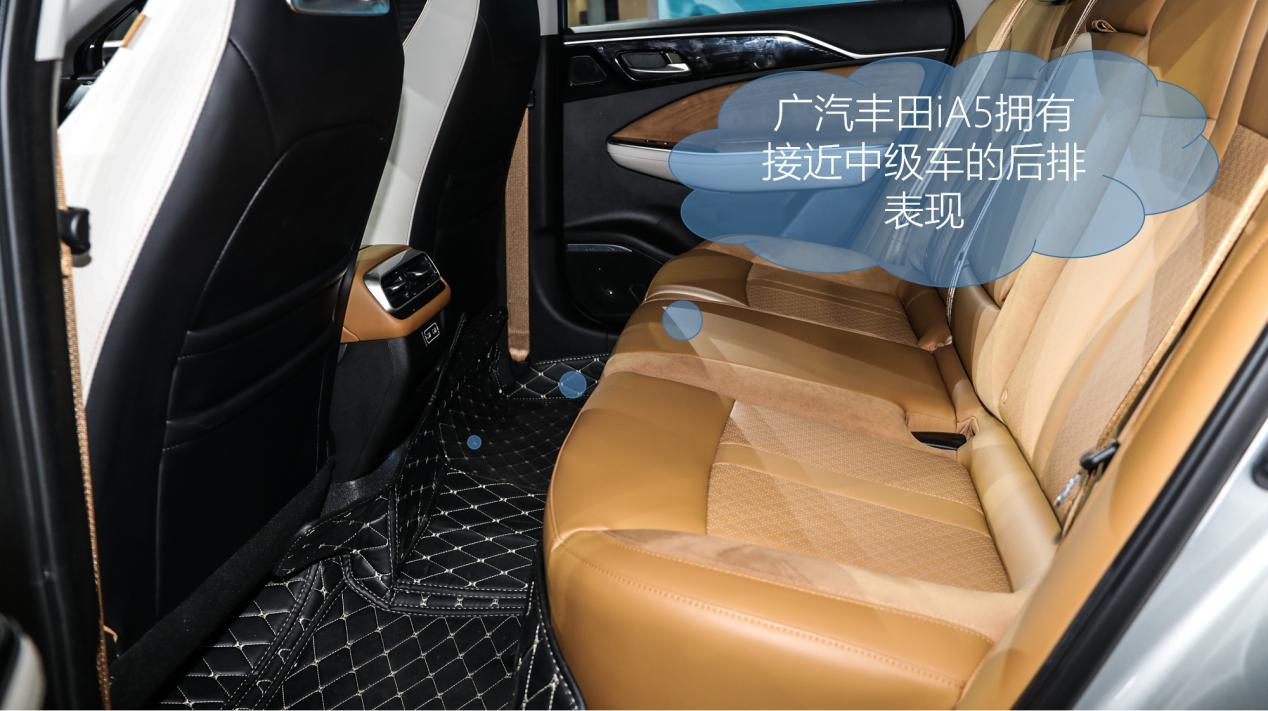 高续航新能源车型盘点，12款500km+车型横评，拒绝充值一针见血