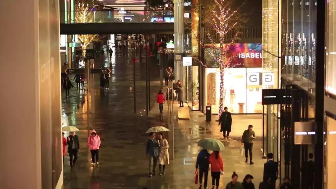 成都小吃一条街必吃推荐,成都吃的特色美食攻略春熙路周围