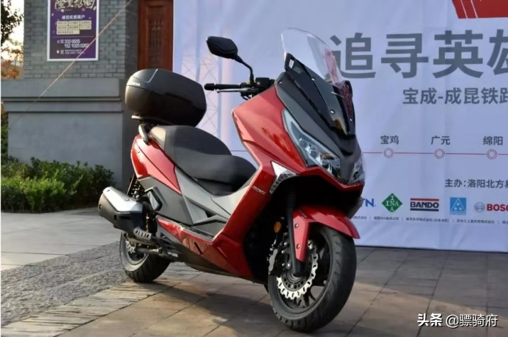 口碑最好的摩旅踏板车排行榜,中国十款摩旅小踏板车推荐