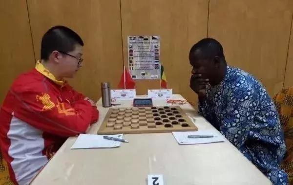 牛！武汉15岁天才少年登顶亚洲第一！19轮比赛未尝一败