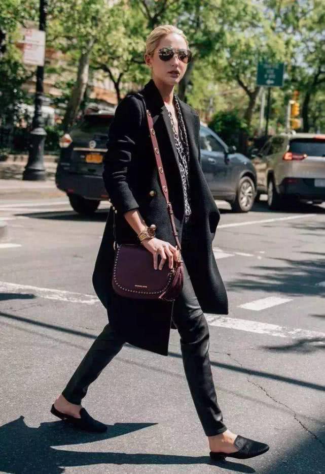 她不仅是众人艳羡的王室公主，更是称霸秀场的ItGirl