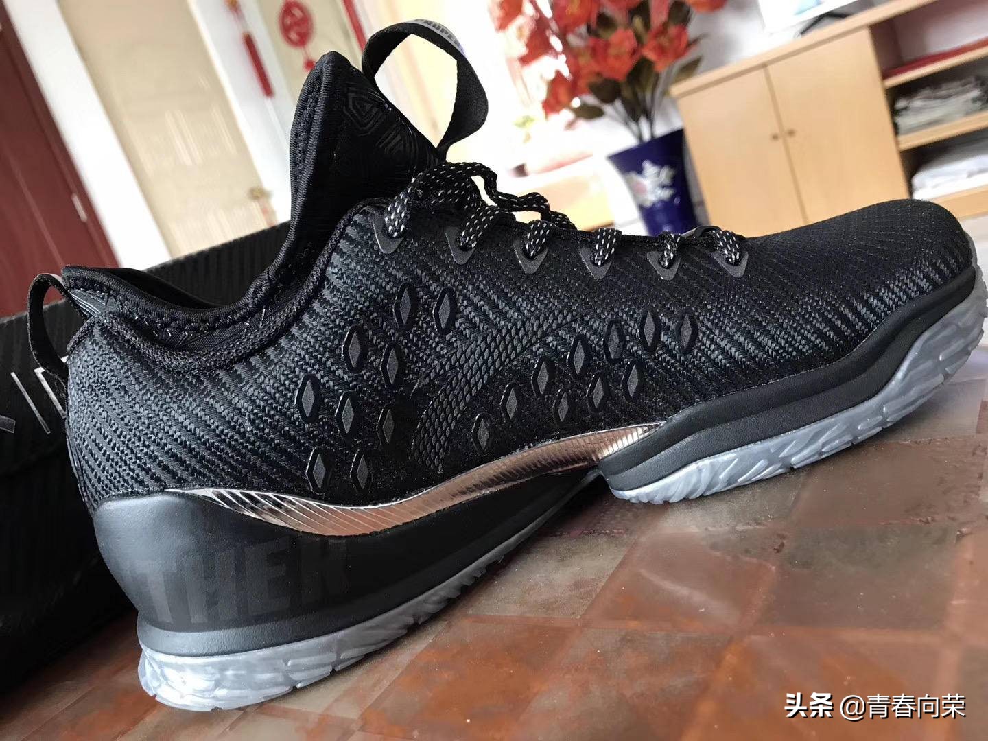 跑步鞋品牌透气防滑推荐,跑步鞋推荐最新款跑鞋