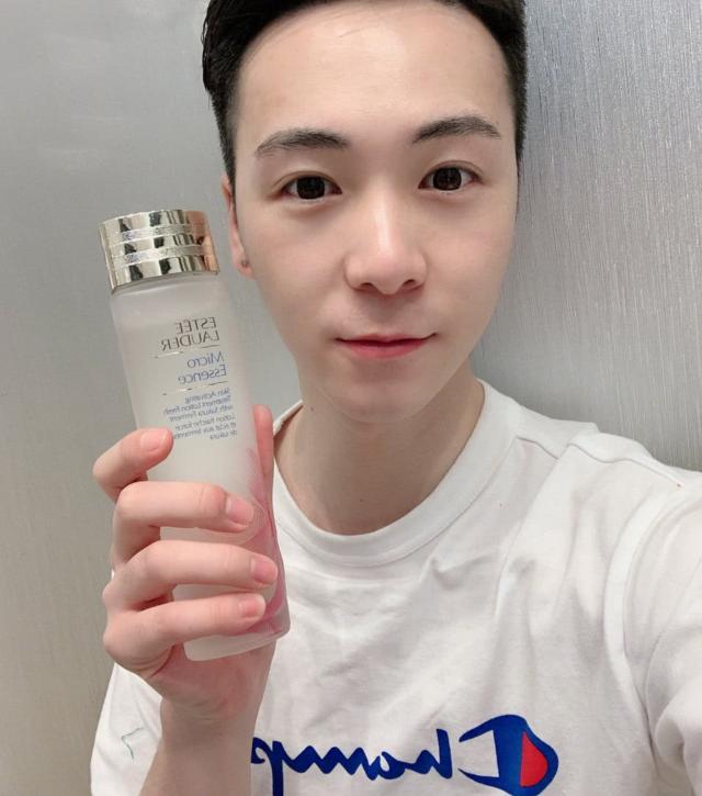 雅诗兰黛小棕瓶精华值得入手吗,雅诗兰黛小棕瓶适合干皮的护肤品