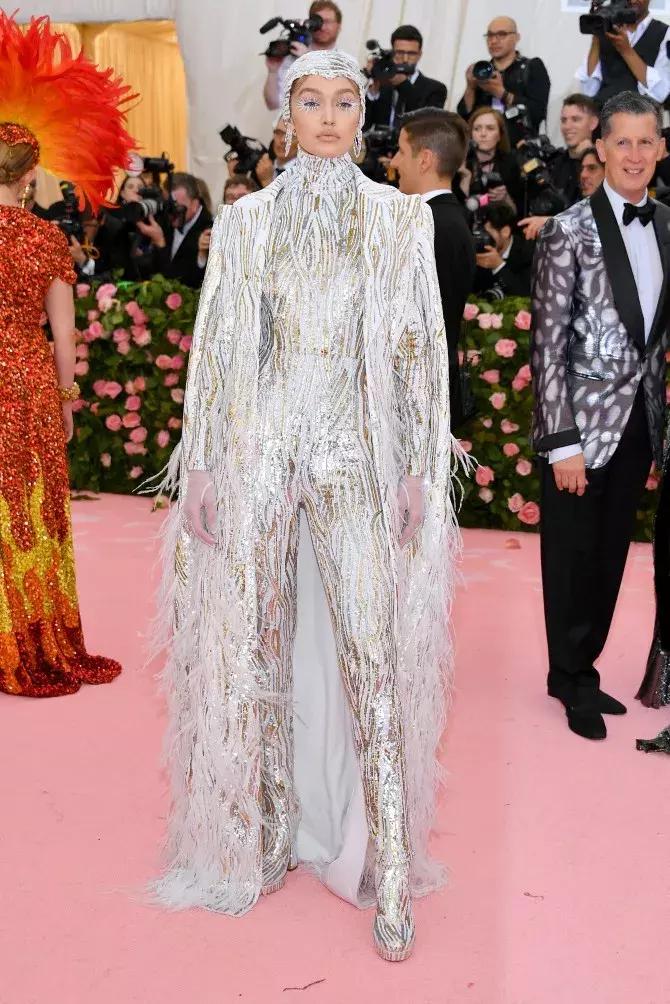 metgala20个最佳造型,metgala煎饼礼服