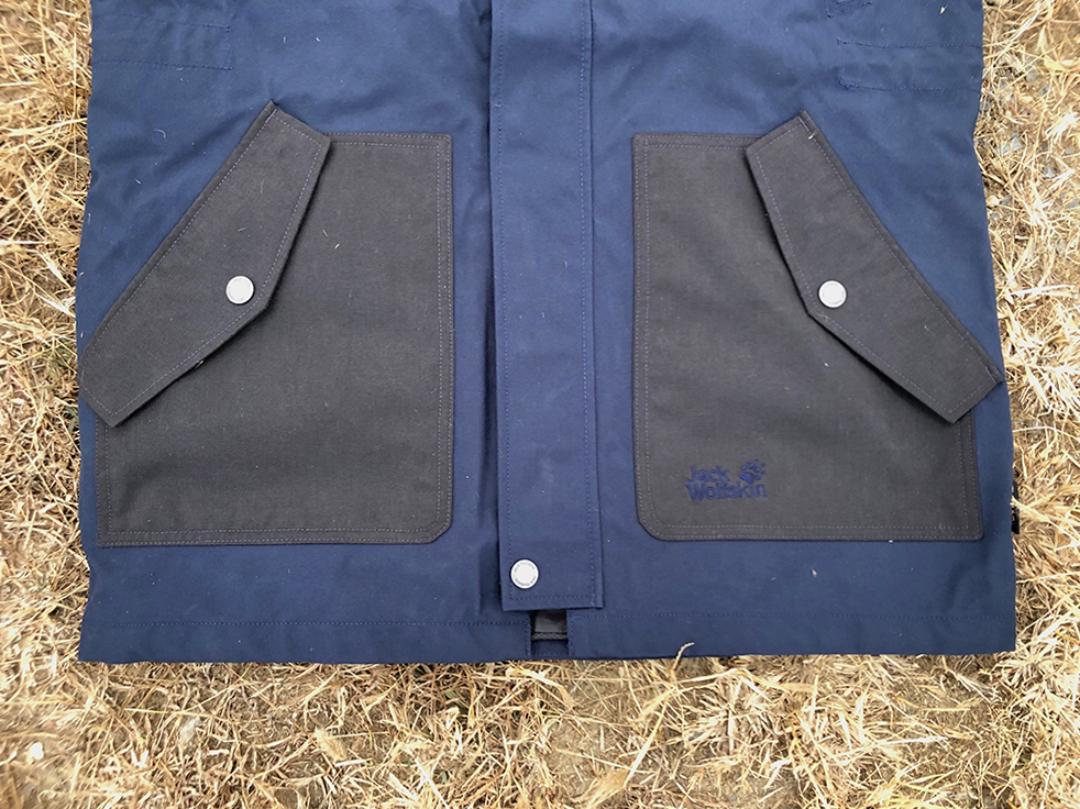 狼爪冲锋衣特点,功能冲锋衣推荐骆驼