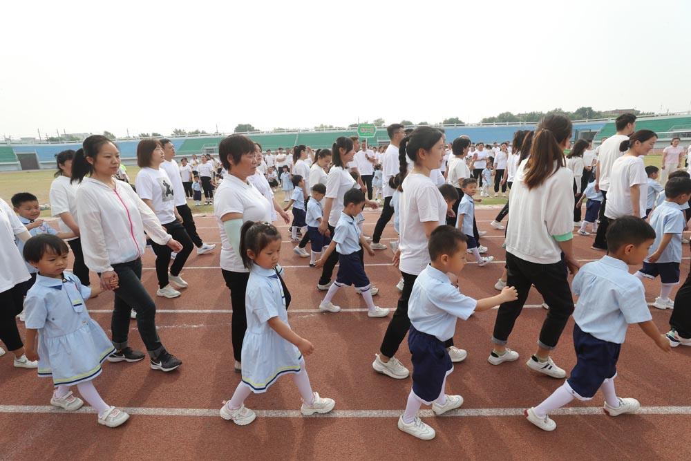 庆六一儿童节足球友谊赛,庆六一大型亲子活动