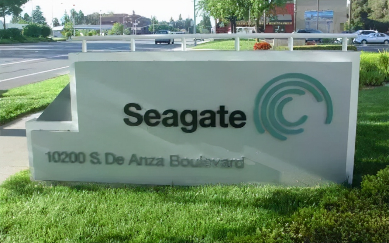 华为发展面临的威胁,希捷还能给华为提供硬盘吗