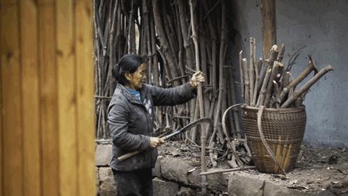 武大师兄弟复活湘西秘境，1块钱就能入股