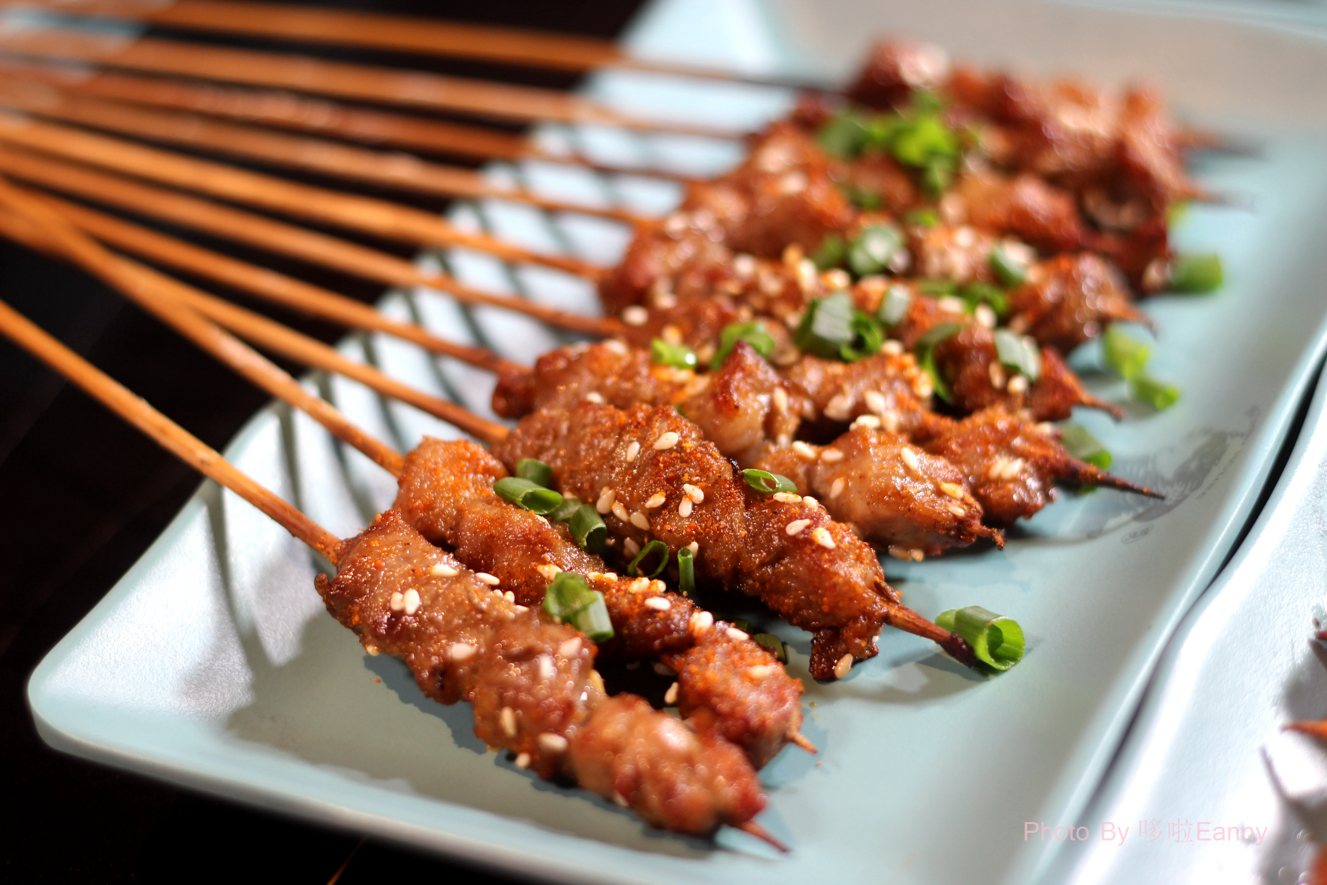 80年代风格的网红烧烤店,市井怀旧风烧烤店