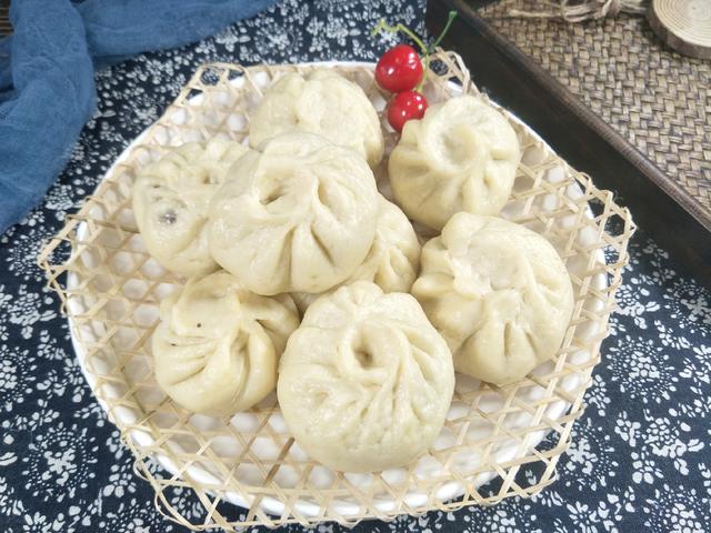 发好的包子面蒸出来的面皮会塌陷,馒头怎么蒸才能不塌陷才不死皮