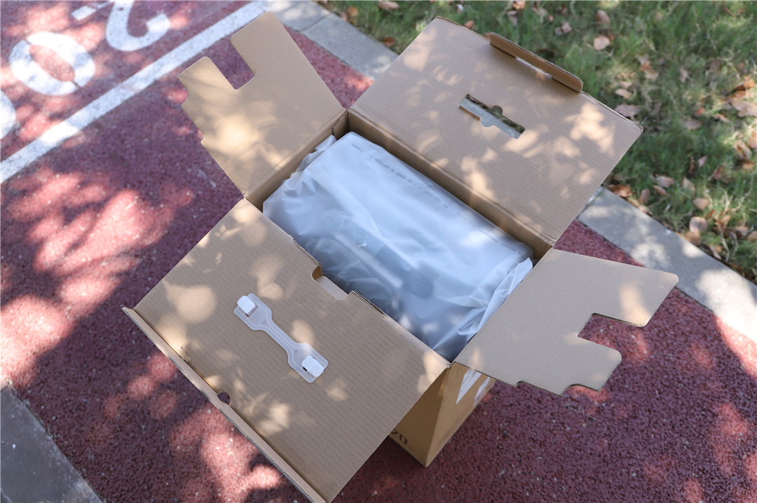 小米轻商务旅行箱20寸,小米旅行箱哪一款最值得买