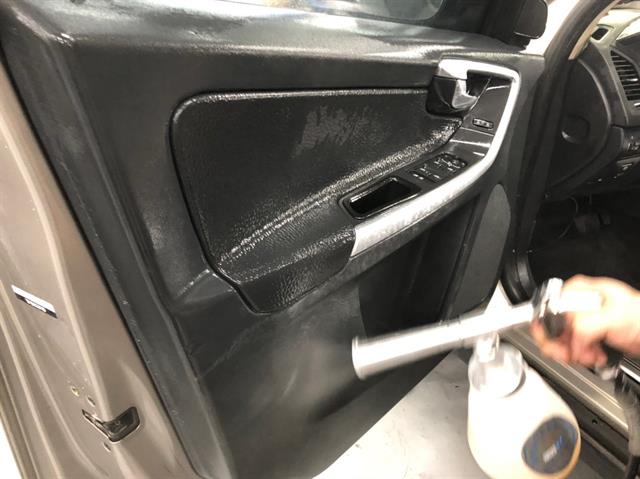 20年老汽车内饰清洗教学全过程,汽车内饰深度清洁施工细节