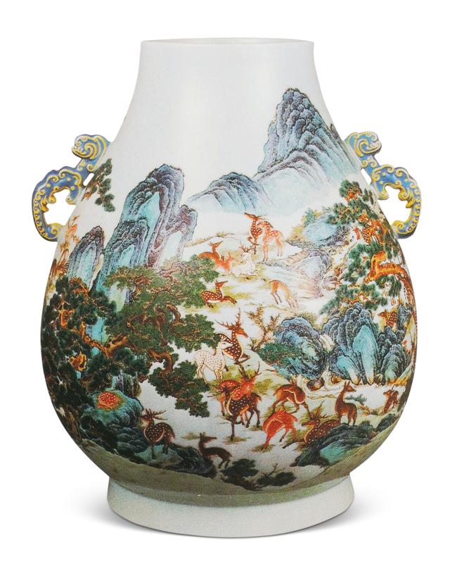 乾隆粉彩百蝶图瓶为什么珍贵,清乾隆粉彩兽耳百鹿尊是什么地位