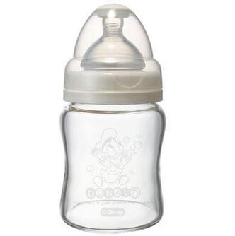 塑料奶瓶对宝宝真的安全吗,玻璃奶瓶好还是塑料奶瓶好