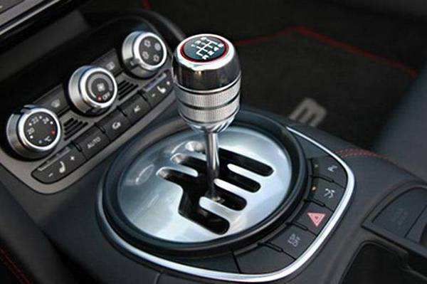 小剐蹭卖车估价时有没有影响,小剐蹭汽车贬值多少