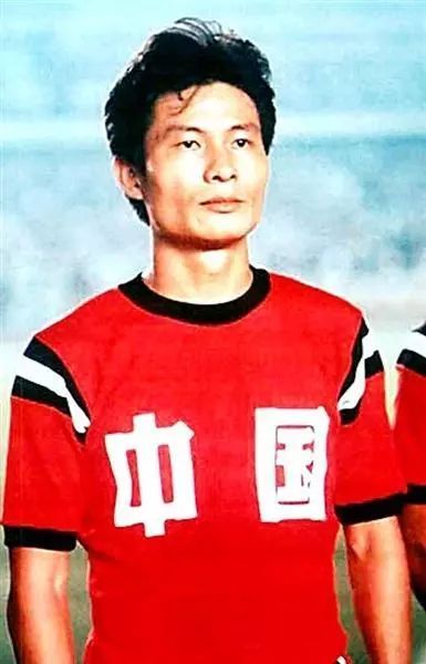 陈涛是中国足球技术最好的球员吗,张效瑞和陈涛谁厉害