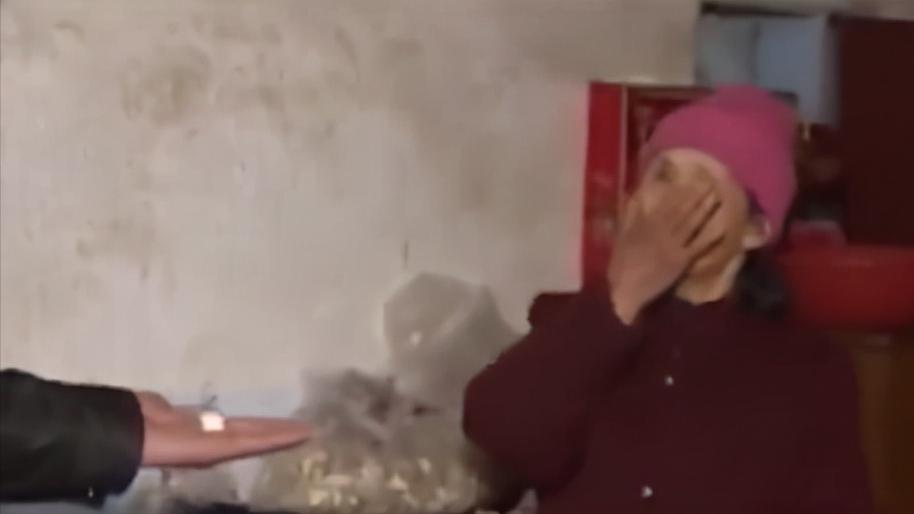 湖南文盲老太成神医了吗,湖南文盲老太被称华佗再世