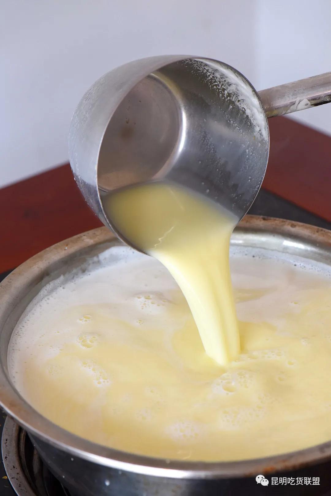 昆明藏在巷子里的酸汤火锅,昆明酸汤火锅