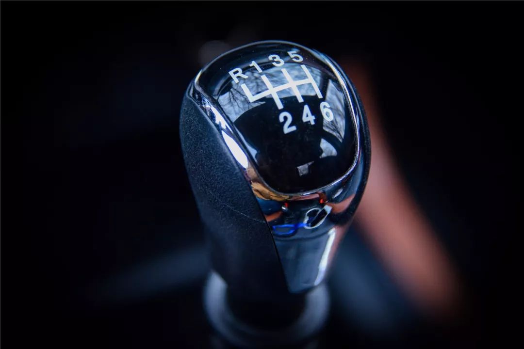 尼桑纳瓦拉柴油皮卡3.0新车价,试驾纳瓦拉皮卡视频