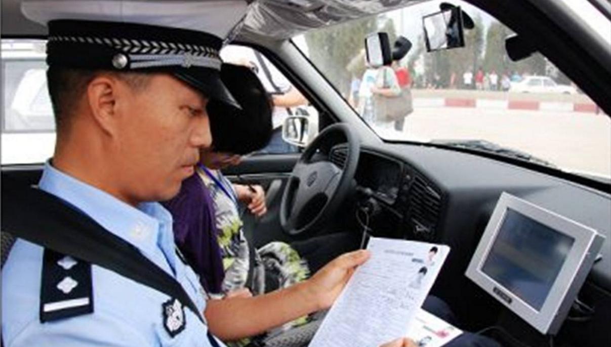 考科目三怕车多,考科目三遇到前方有车别车怎么办