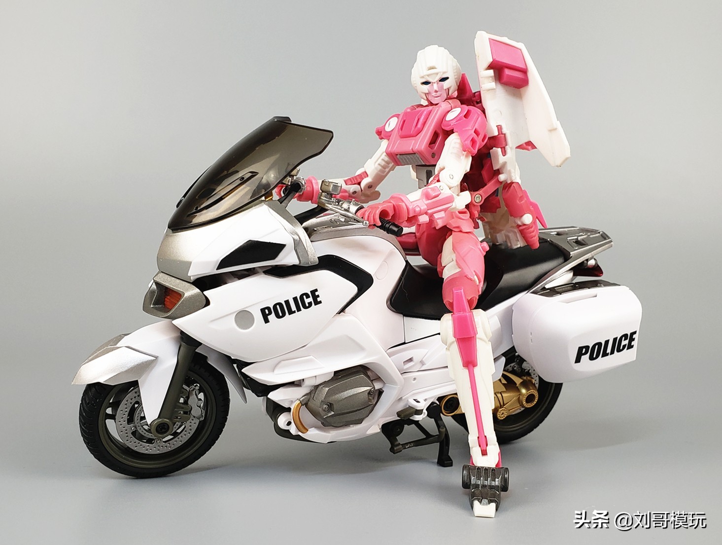 摩托车和变形金刚合体,变形金刚守护神车辙