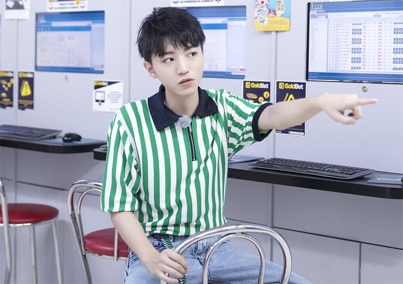 学校校草的穿搭该咋穿,学院风穿搭樱花校园