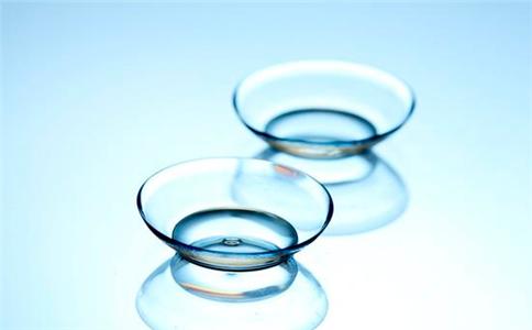 隐形眼镜月抛怎么挑选含水量,高度近视怎么挑选隐形眼镜