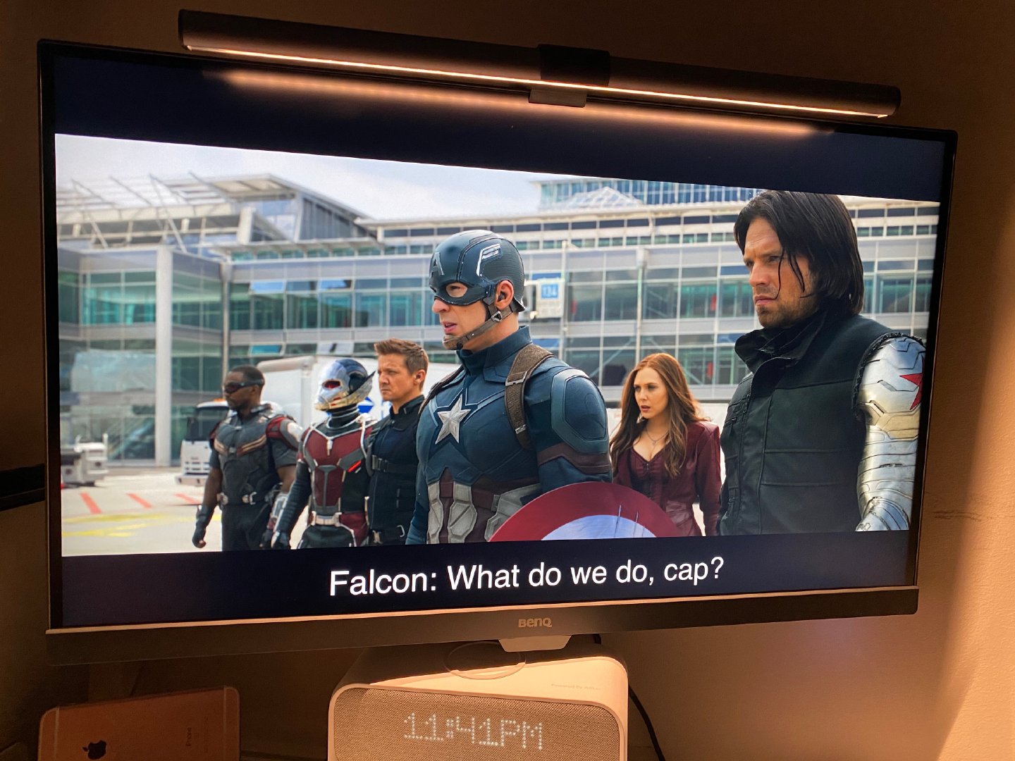 120平米办公空间,空间不大用什么桌子