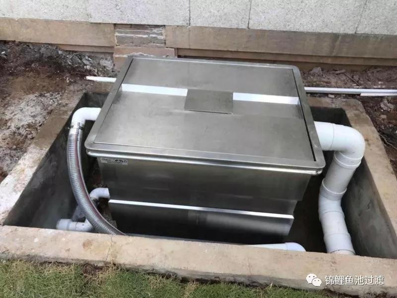 养锦鲤必备的一款鱼池过滤器,锦鲤鱼池过滤器自制方法