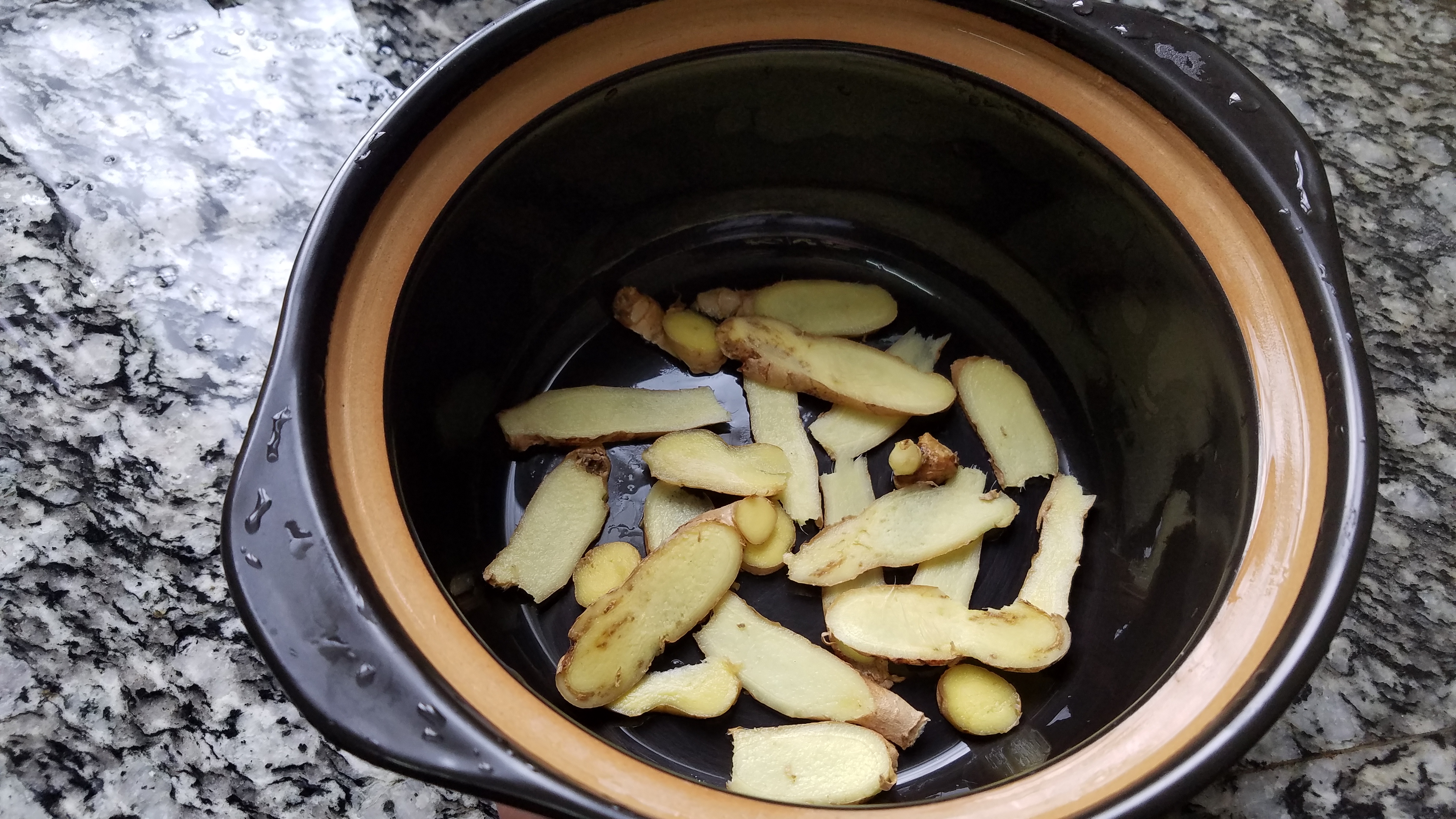 五花肉焖鱼干的做法,豆豉焖鱼五花肉的做法