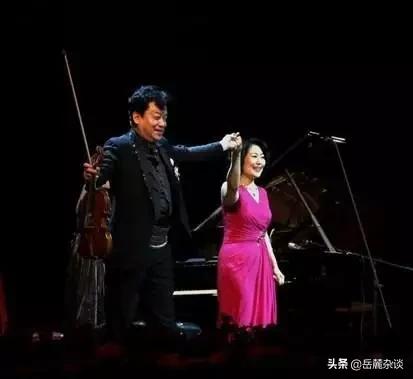 蝴蝶翩飞在天鹅湖上——记展翅高飞的湖南省演艺集团