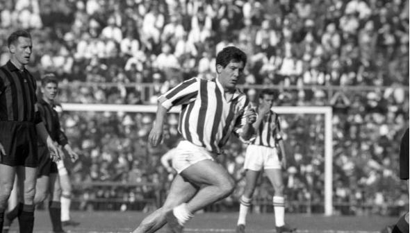 阿根廷最伟大的十大足球运动员,阿根廷足球运动员排行榜