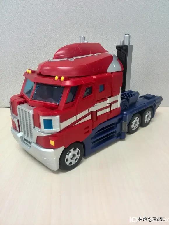 擎天柱电影版ls03玩具,03岁的玩具