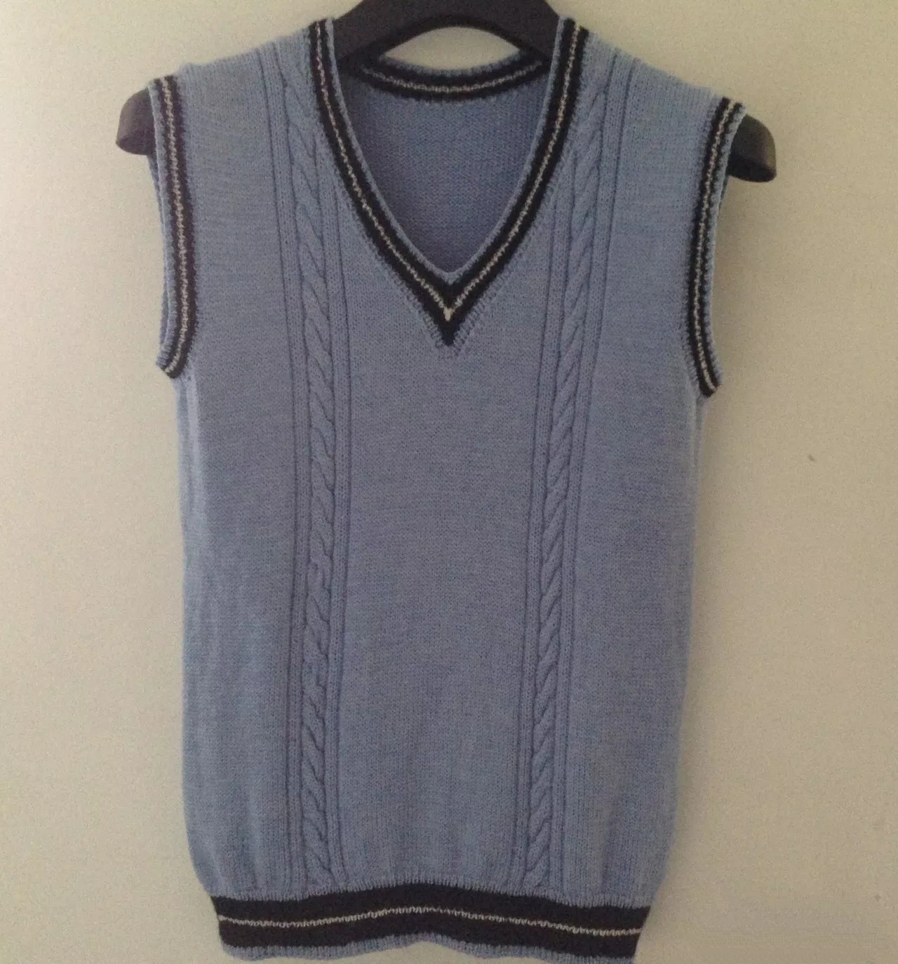 新款韩版学院风V领叠穿针织背心,织宽松v领背心