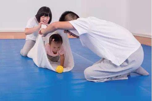 训练孩子大脑发育的游戏,可以帮助婴幼儿大脑发育的游戏