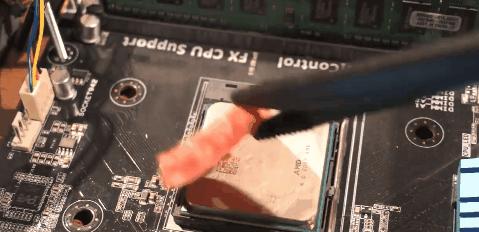 笔记本怎么有效散热降温,用风扇给笔记本降温有用吗