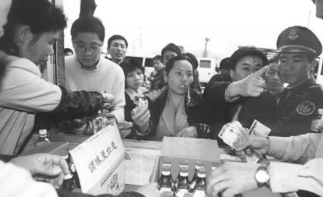 2010天灾*祸人**后淡定入手当时最具强大功能的casioprg-130