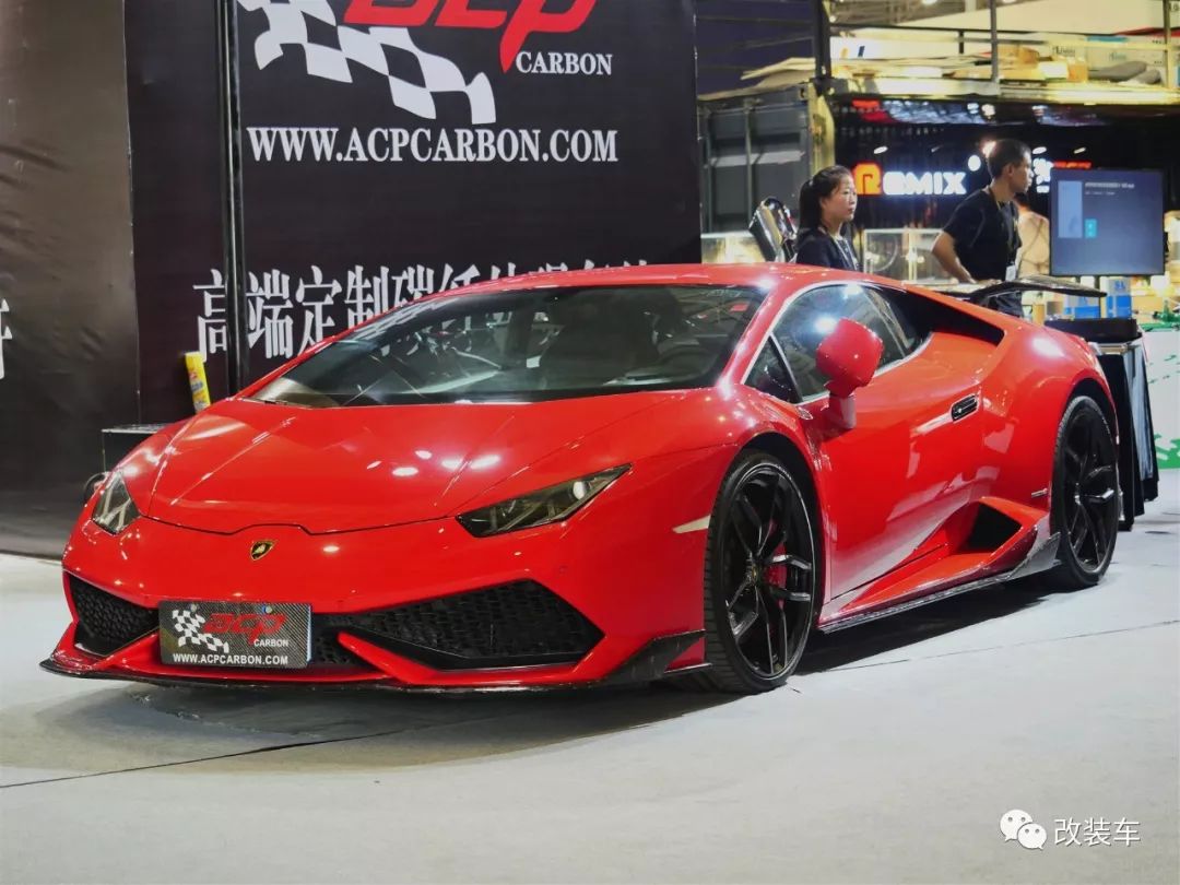 改装车聚会,改装车齐聚车展