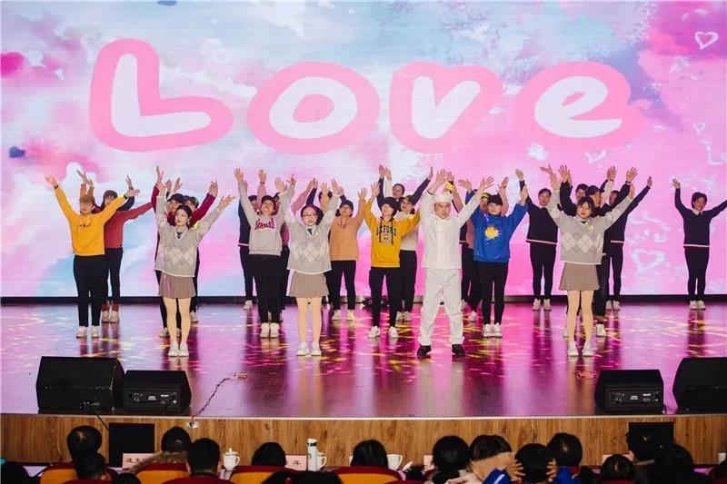 像树这样成长,像树一样成长校园墙面文化设计