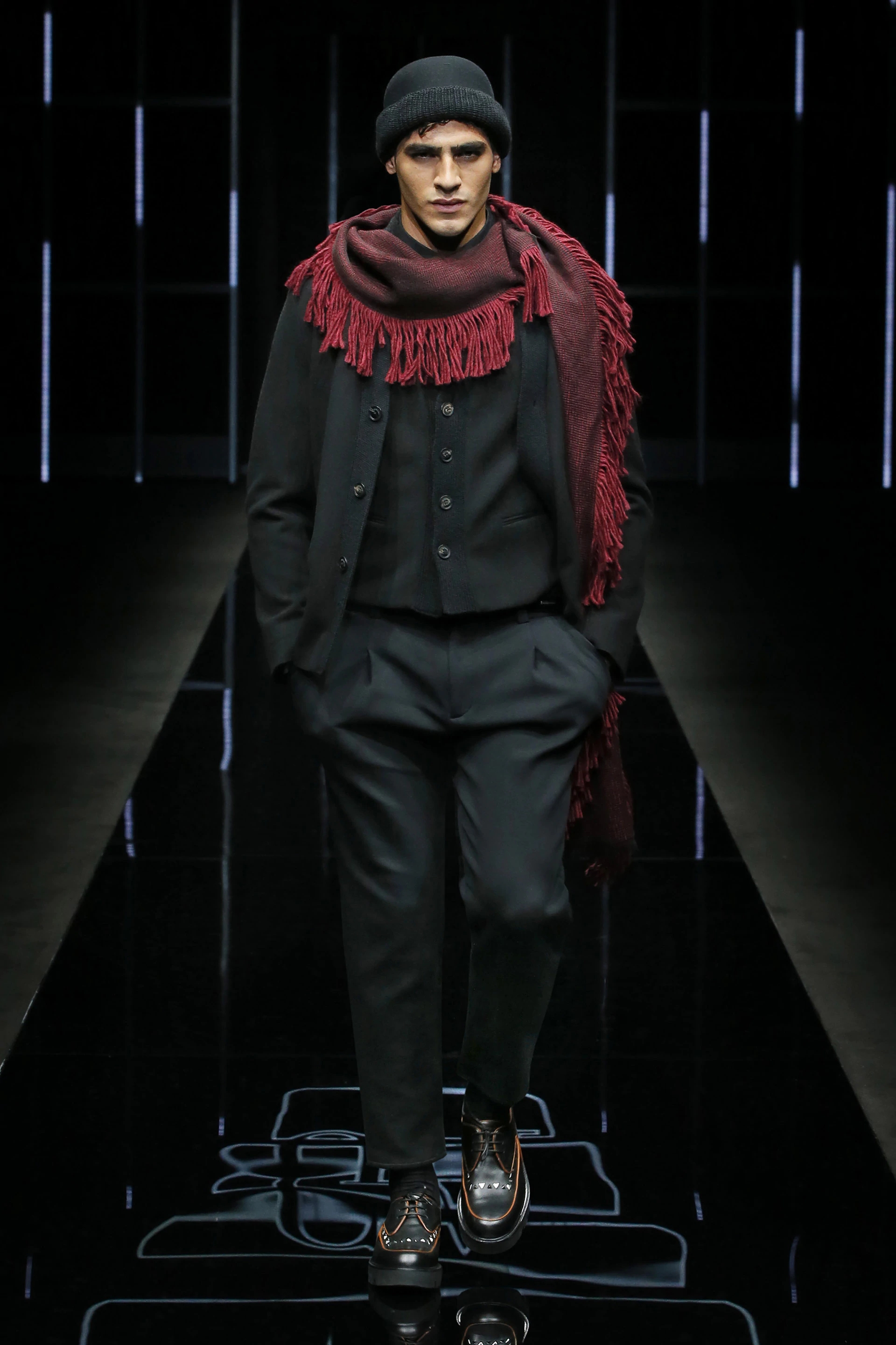 armani秀场男装秋冬2023,giorgioarmani男装胡歌