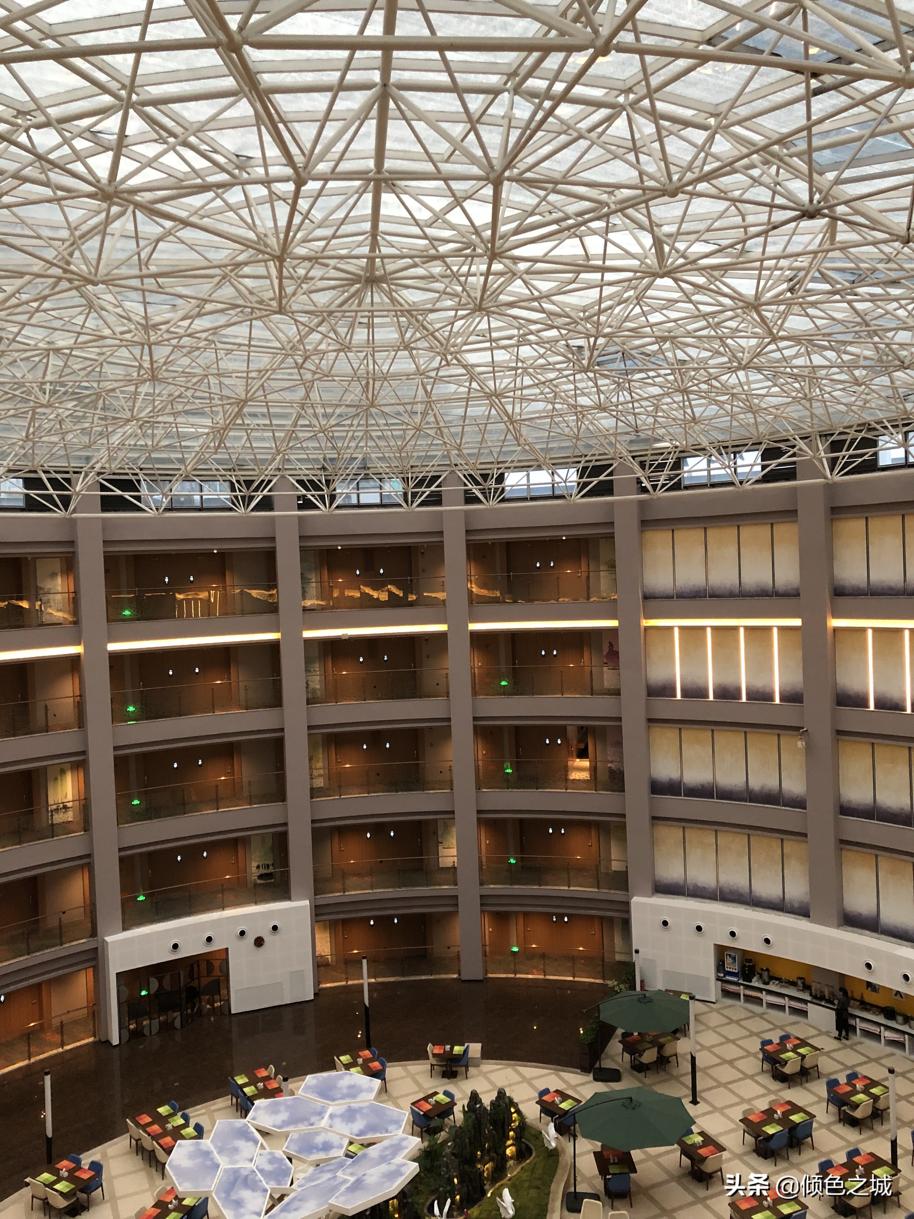 入住厦门宾馆,厦门希尔顿欢朋酒店房间